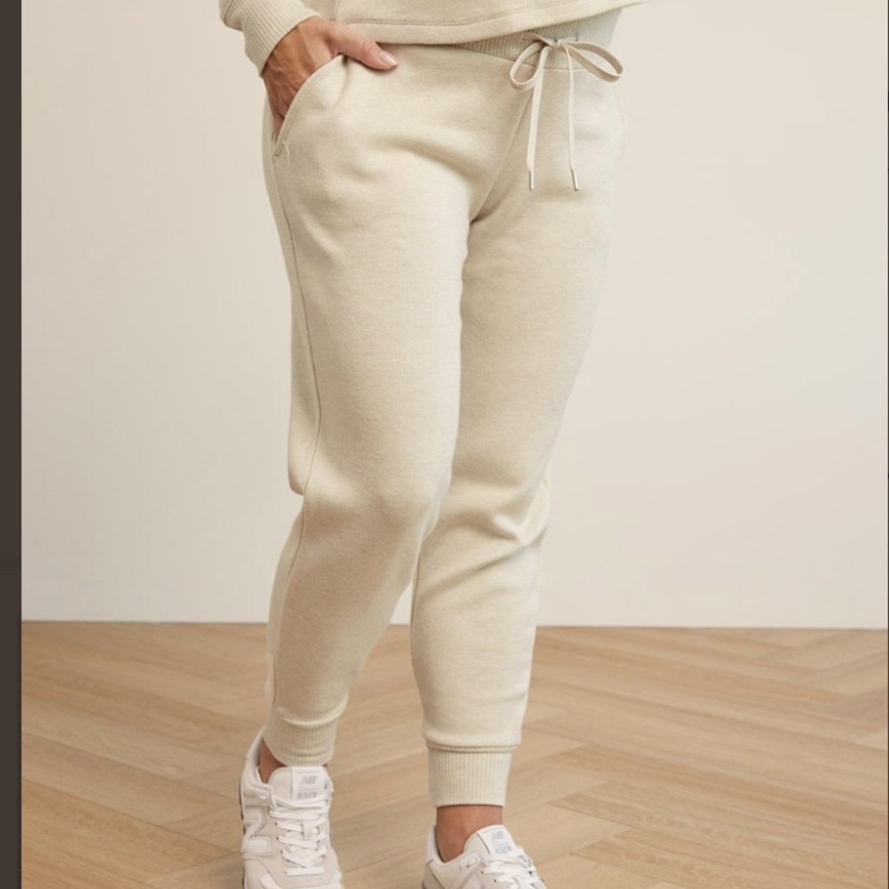 Maternity joggers